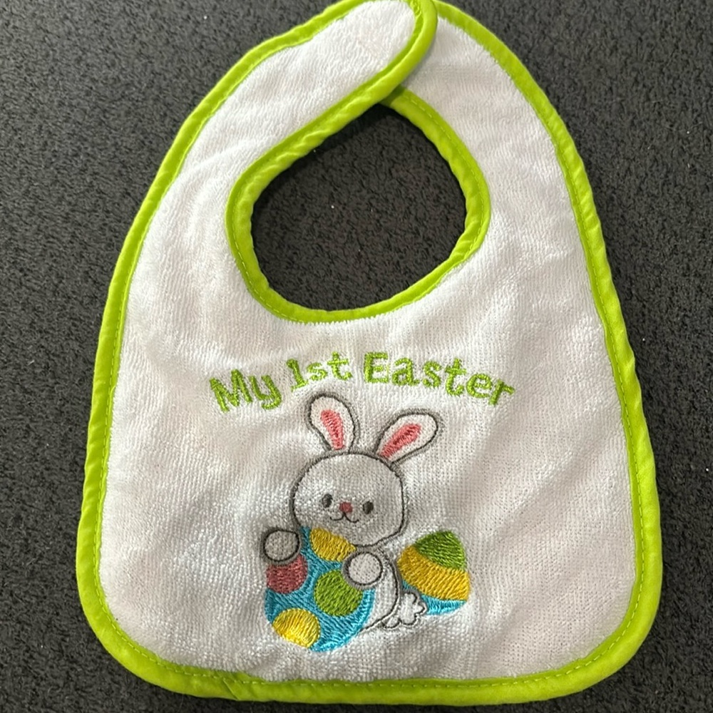 🧸10/$10 BABY SALE - bib